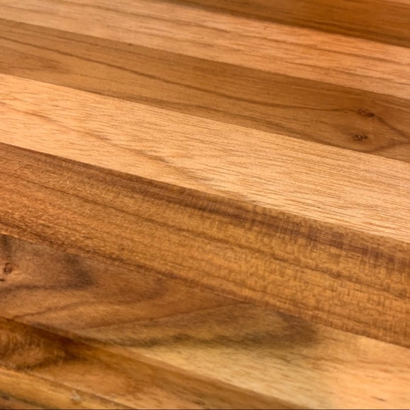 SOLD | itslove home: teak carved cutting board | - Picture 4 of 4